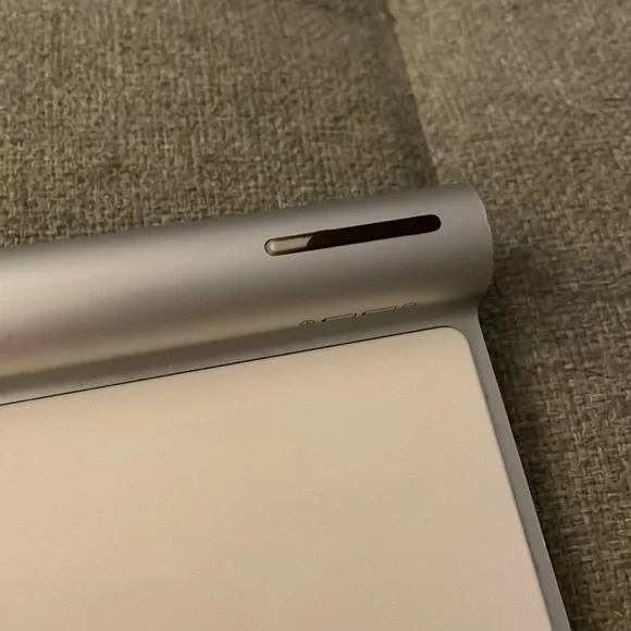 Apple Wireless Keyboard - Picture 3 of 4